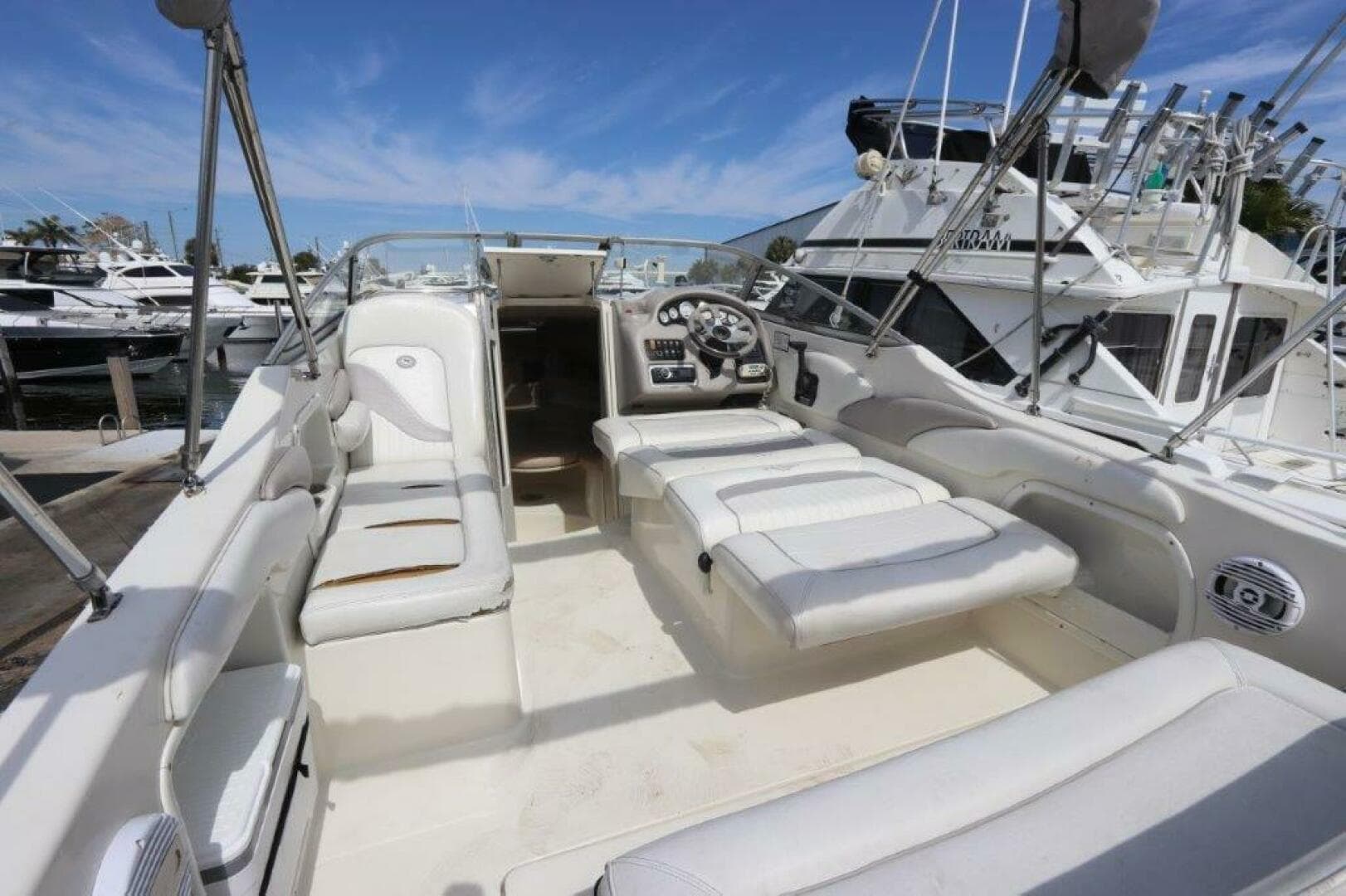 2006 Stingray 240 Cs — photo 22