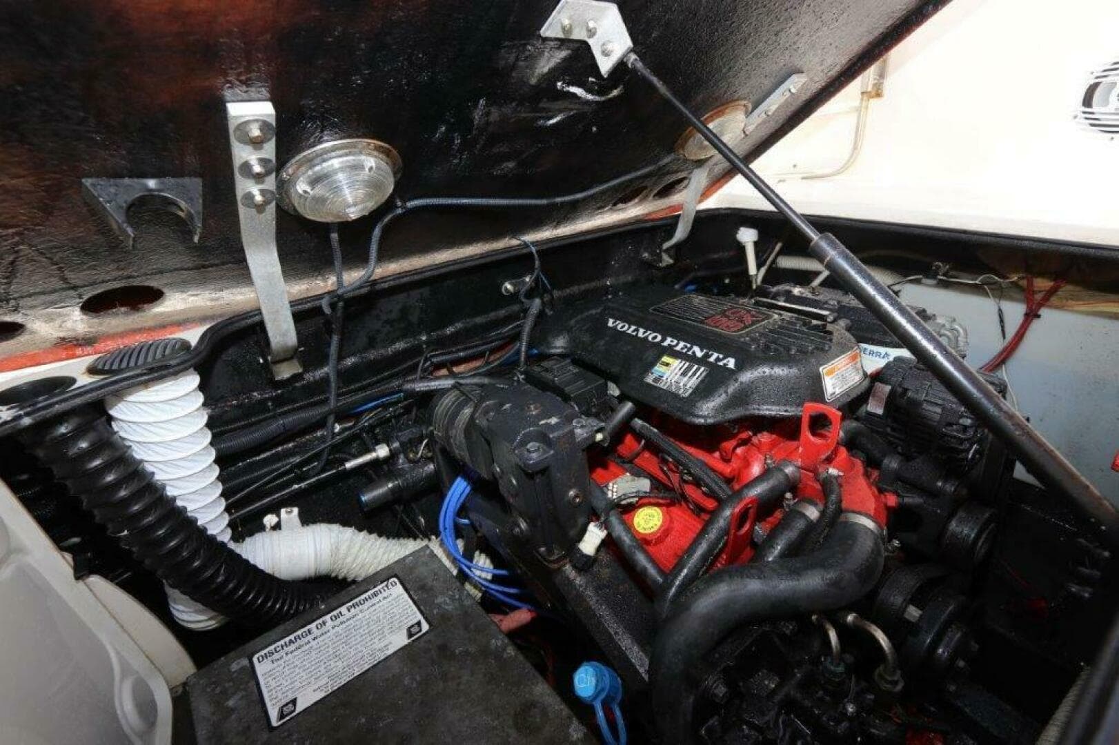 2006 Stingray 240 Cs — photo 21