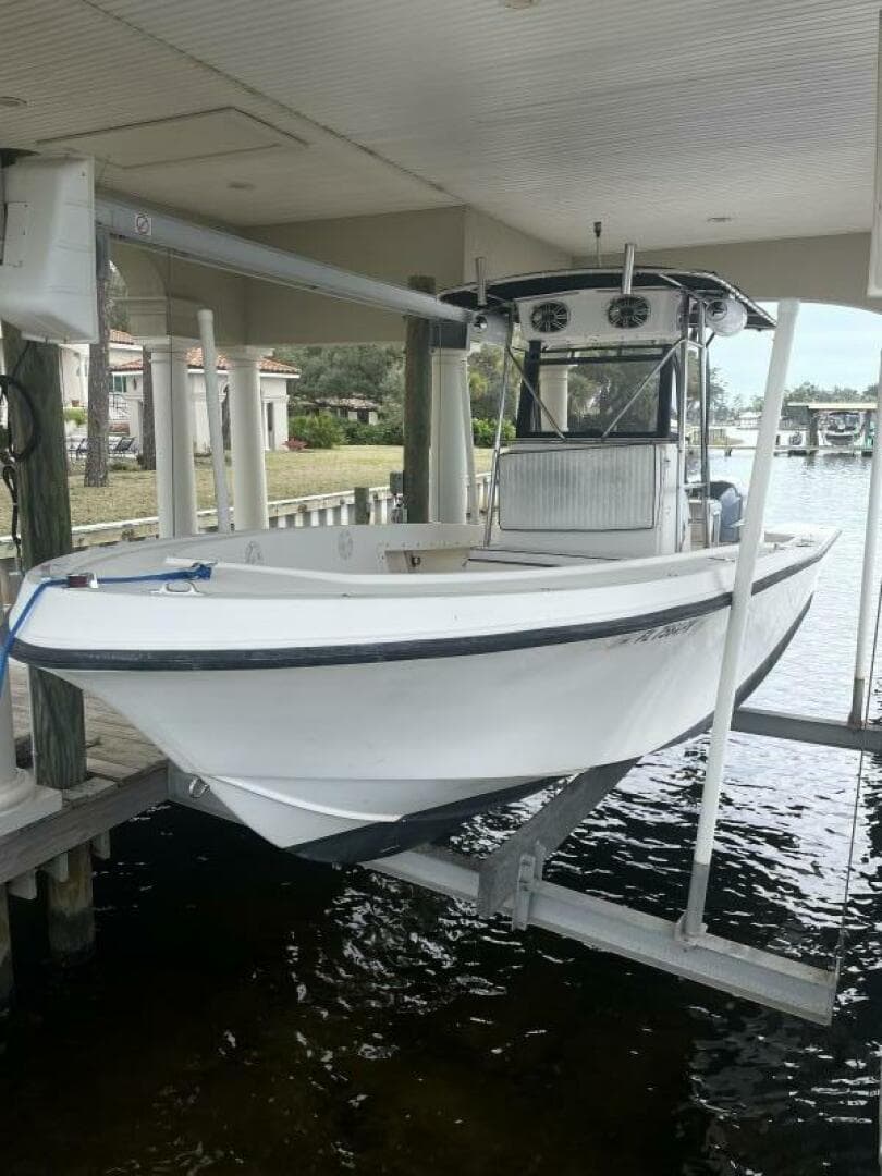 1992 Mako 221 CC — photo 1