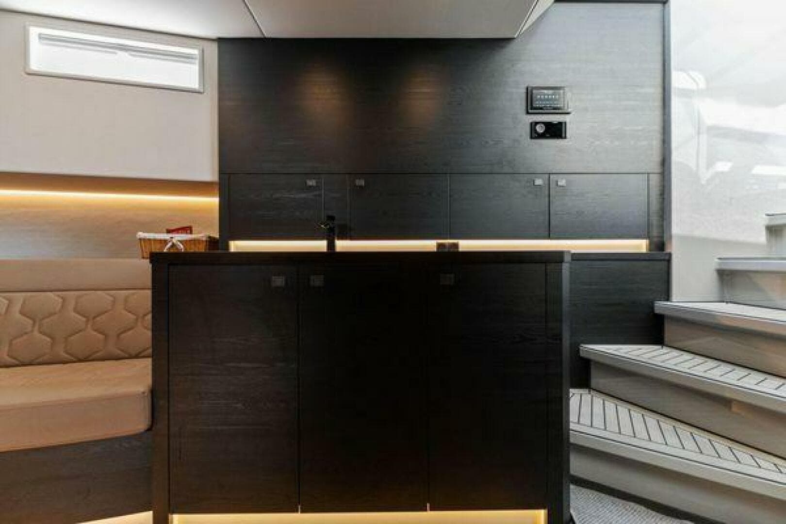 2022 Vanquish Vq 58 — photo 27