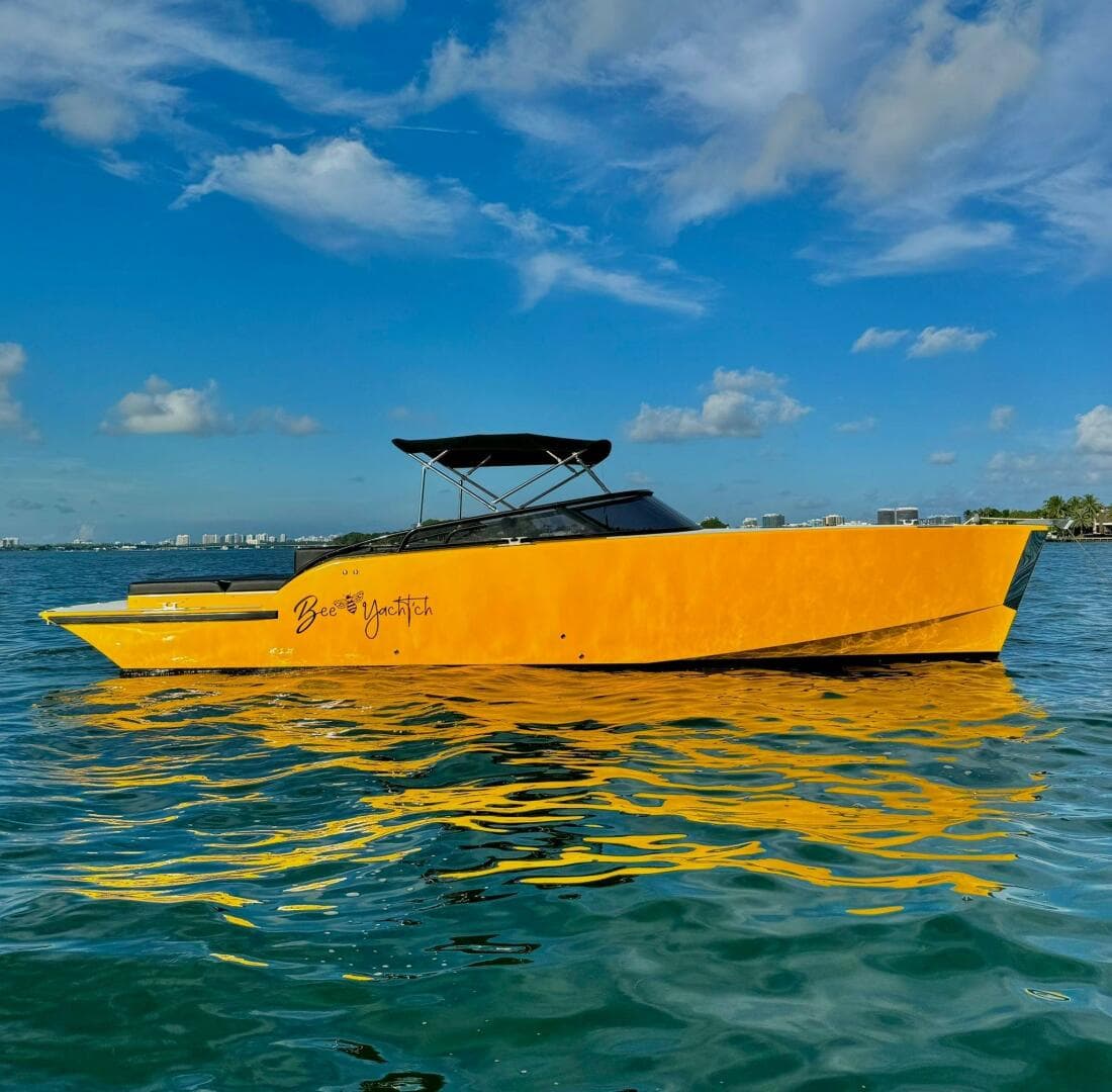 2023 Vandutch Sport 35 — photo 1