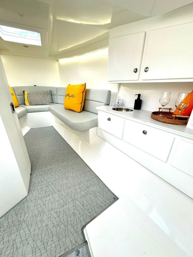 2023 Vandutch Sport 35 — photo 8