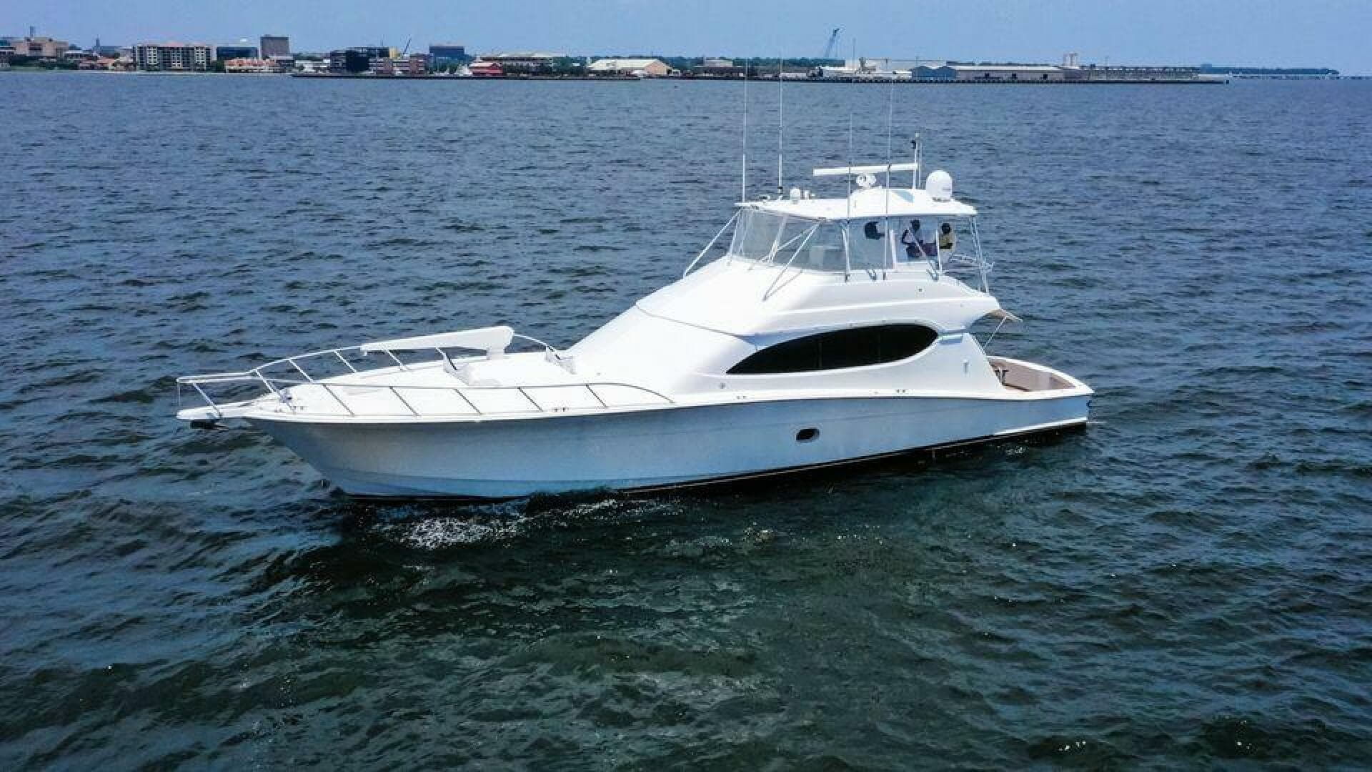 2007 Hatteras 68 Convertible — photo 1