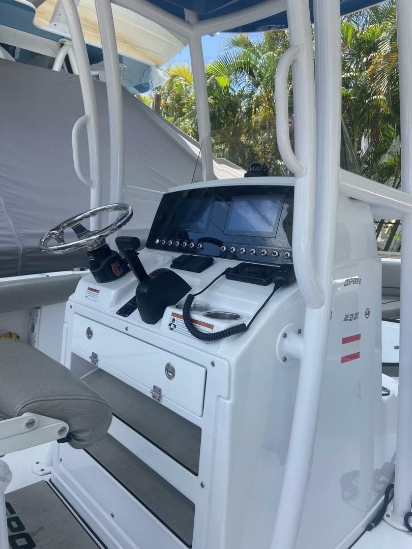 2022 Sportsman Open 232 Center Console — photo 5
