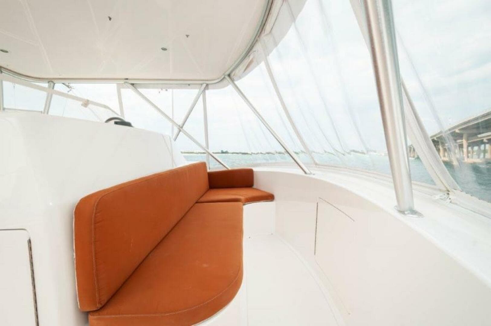 2006 Viking 45 Convertible — photo 27