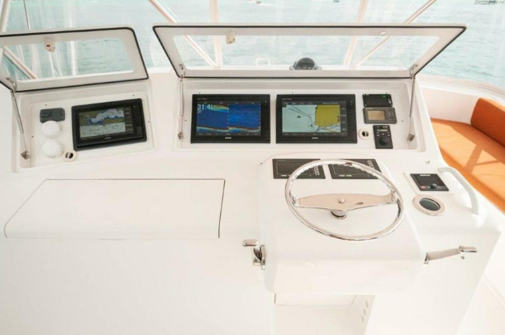 2006 Viking 45 Convertible — photo 21