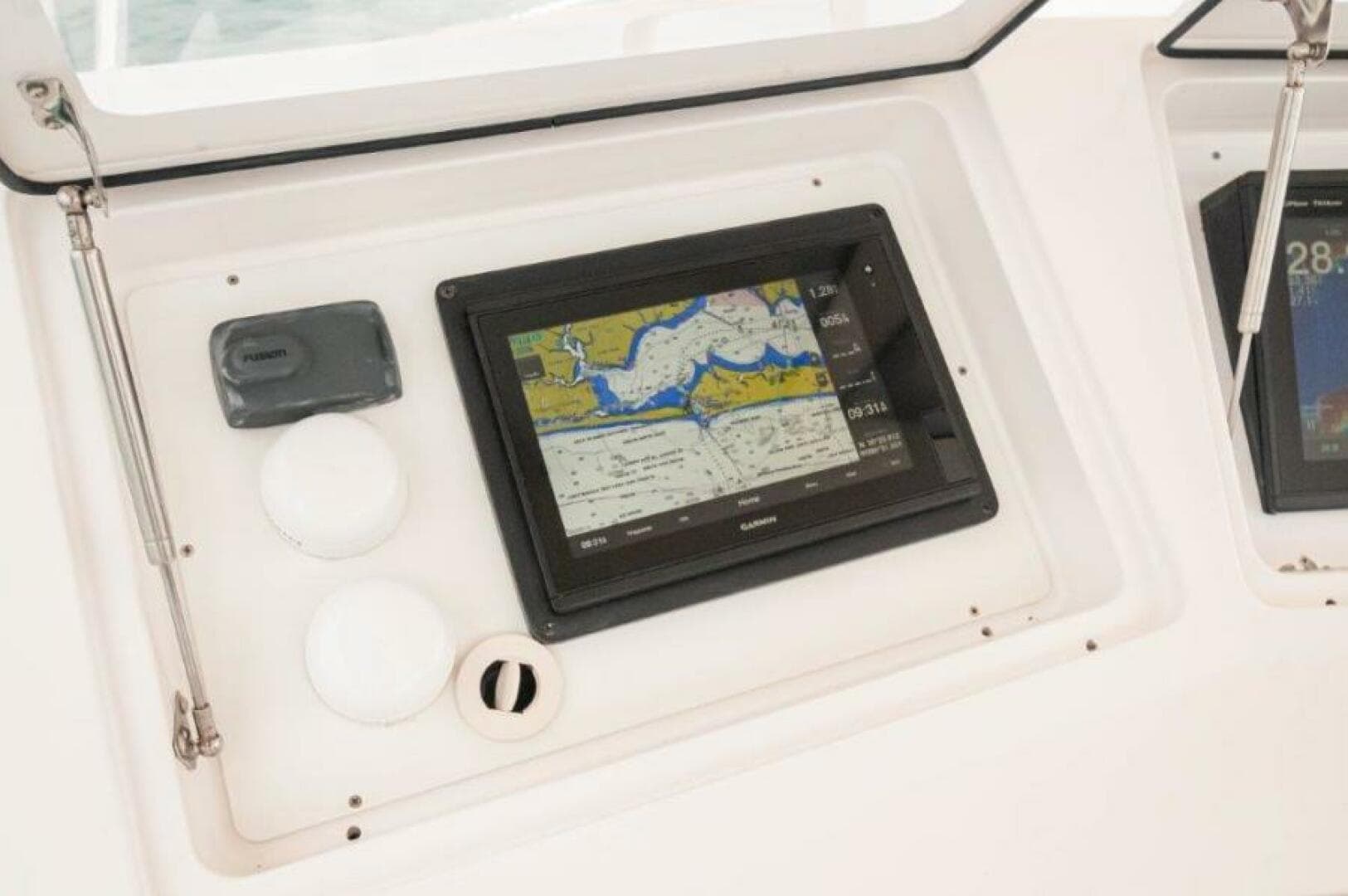 2006 Viking 45 Convertible — photo 25