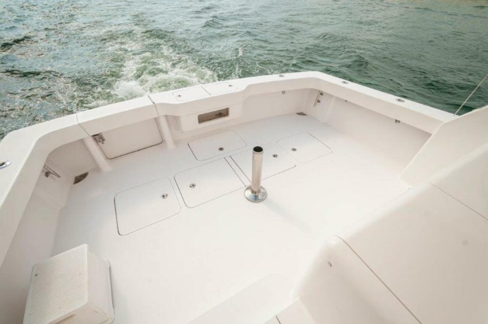 2006 Viking 45 Convertible — photo 4