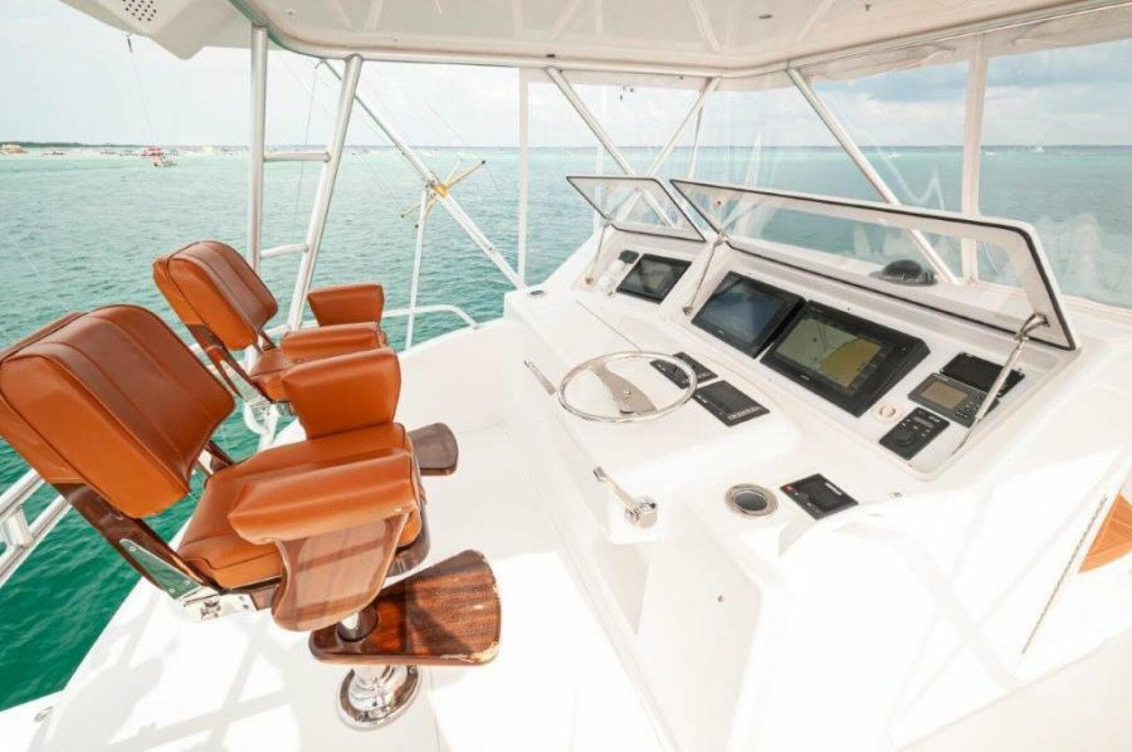 2006 Viking 45 Convertible — photo 2