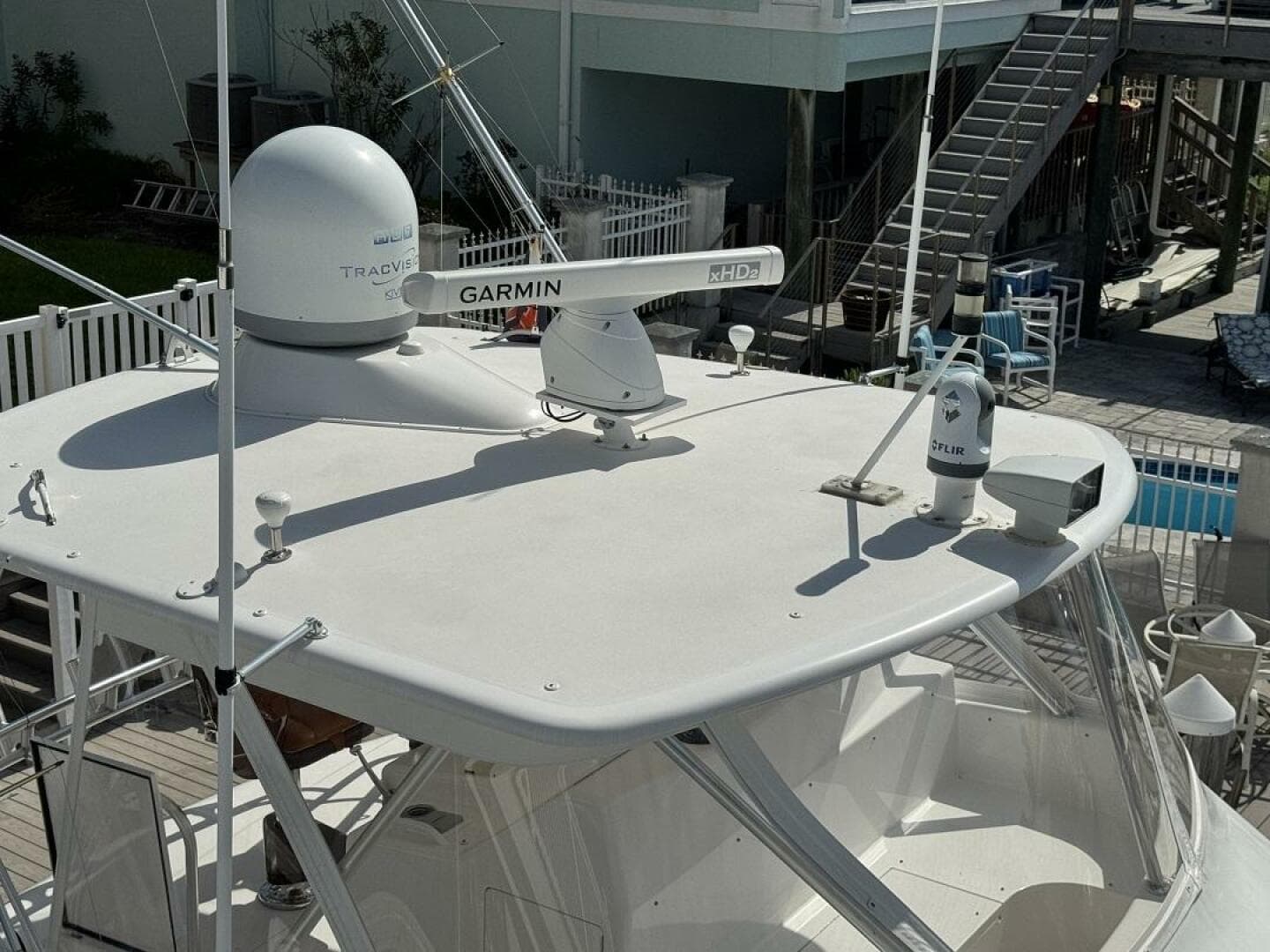 2006 Viking 45 Convertible — photo 35