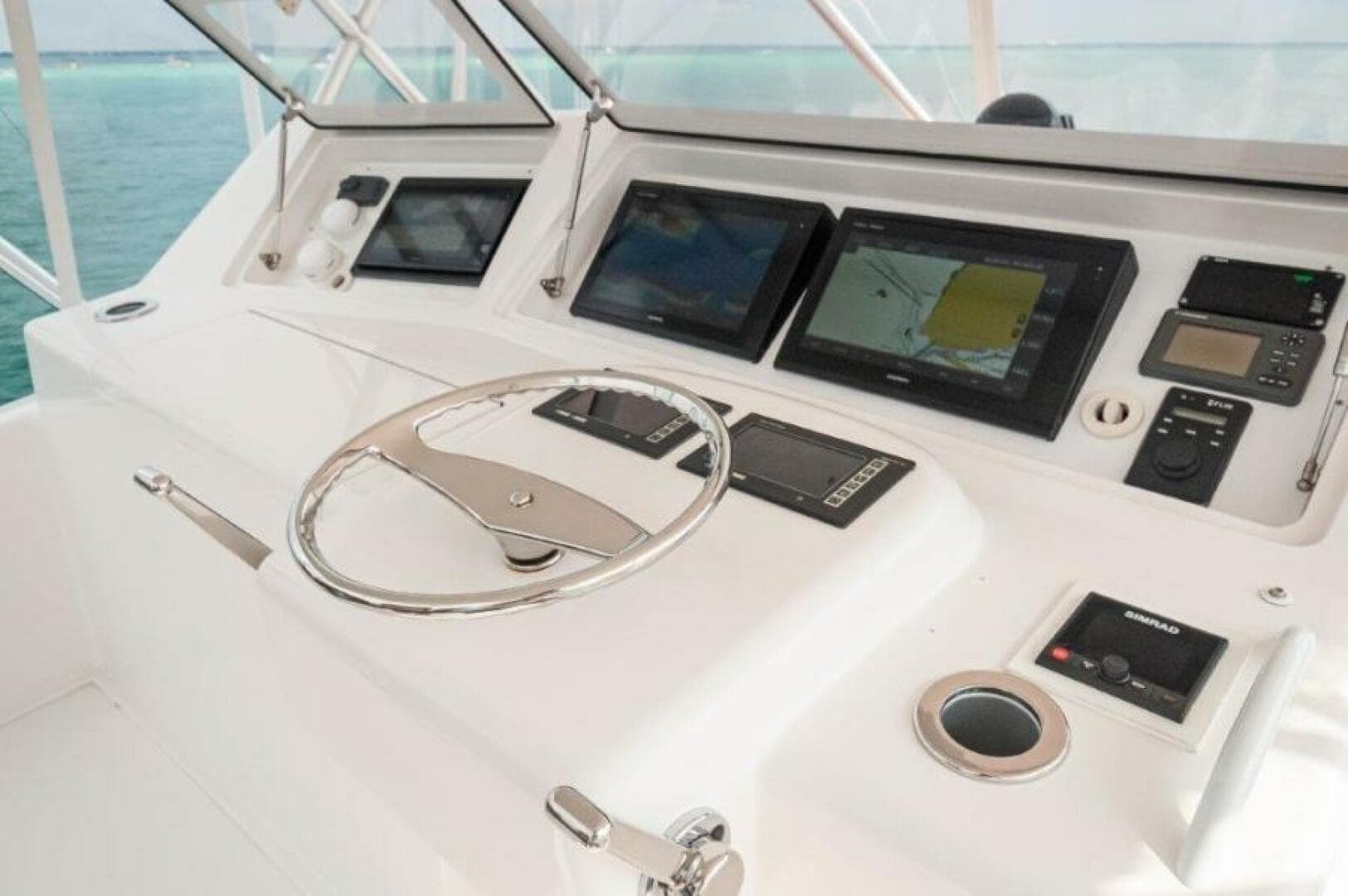 2006 Viking 45 Convertible — photo 22