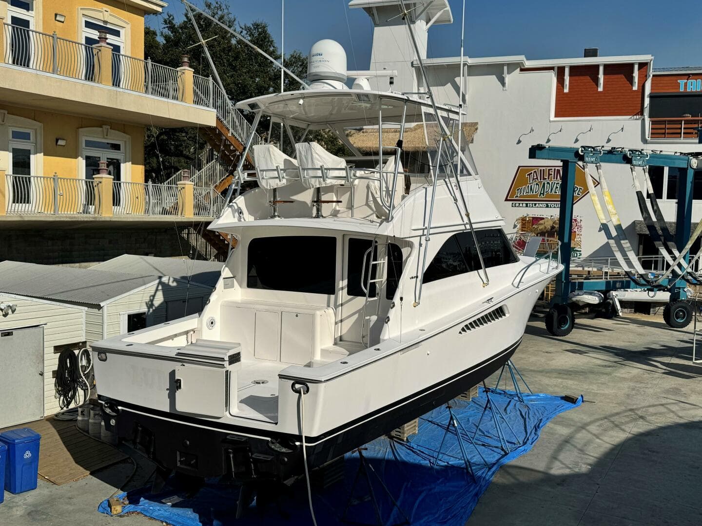 2006 Viking 45 Convertible — photo 51