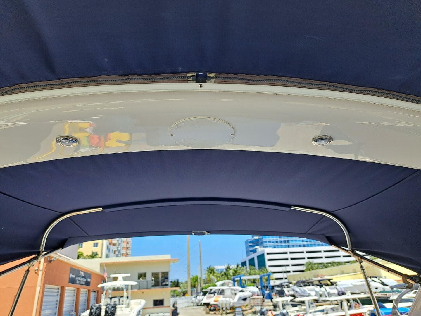 2014 Regal 2700 Bowrider — photo 29