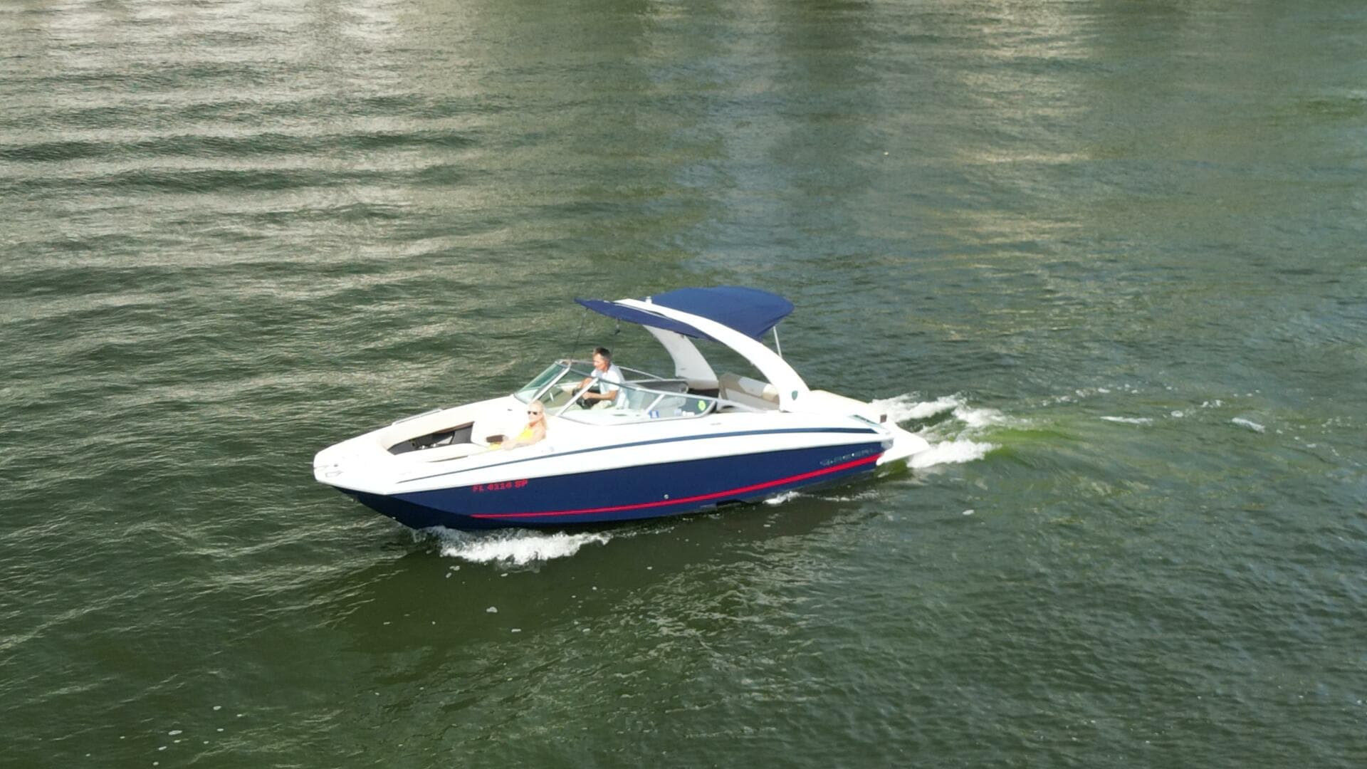 2014 Regal 2700 Bowrider — photo 3