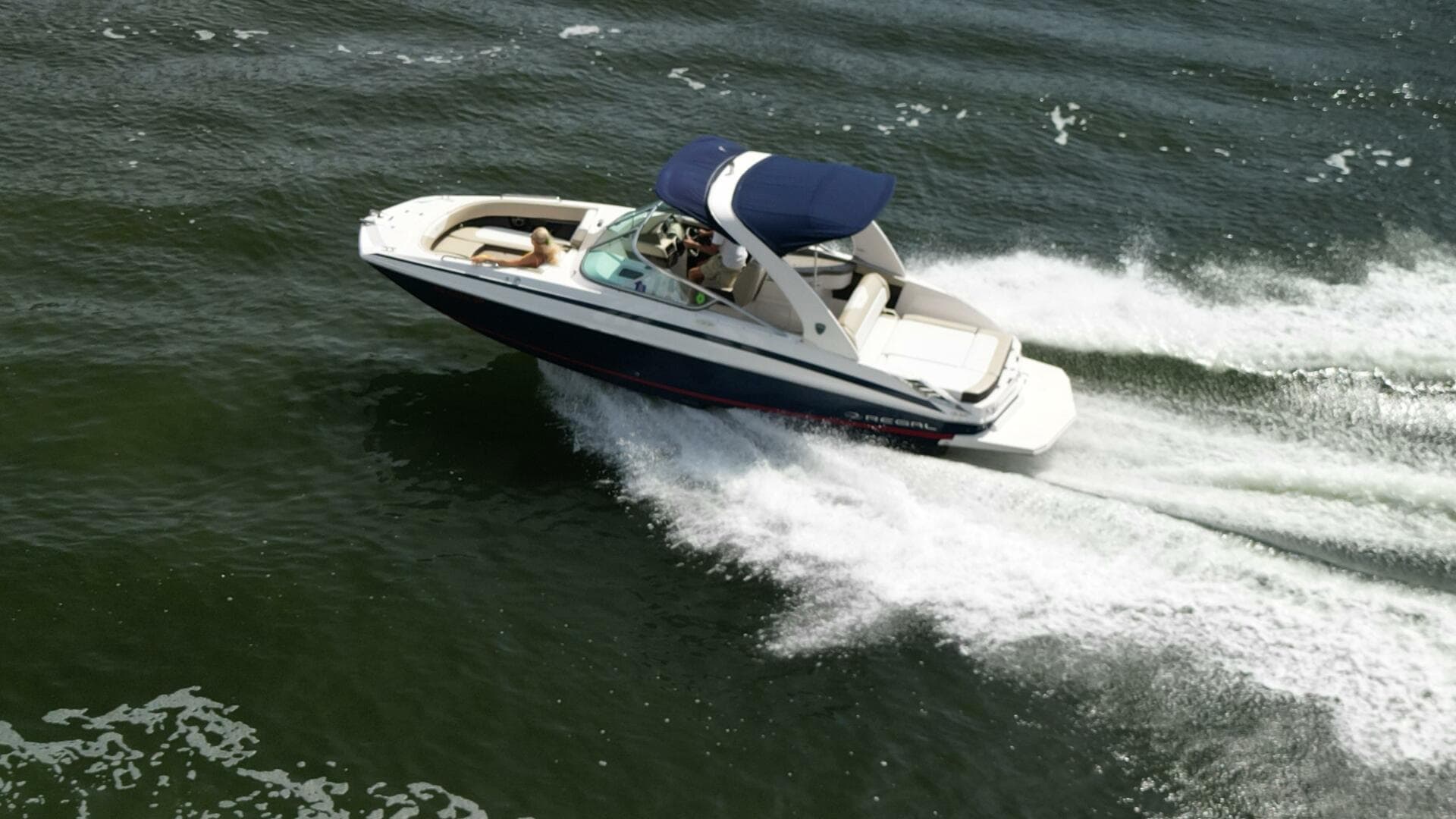 2014 Regal 2700 Bowrider — photo 5