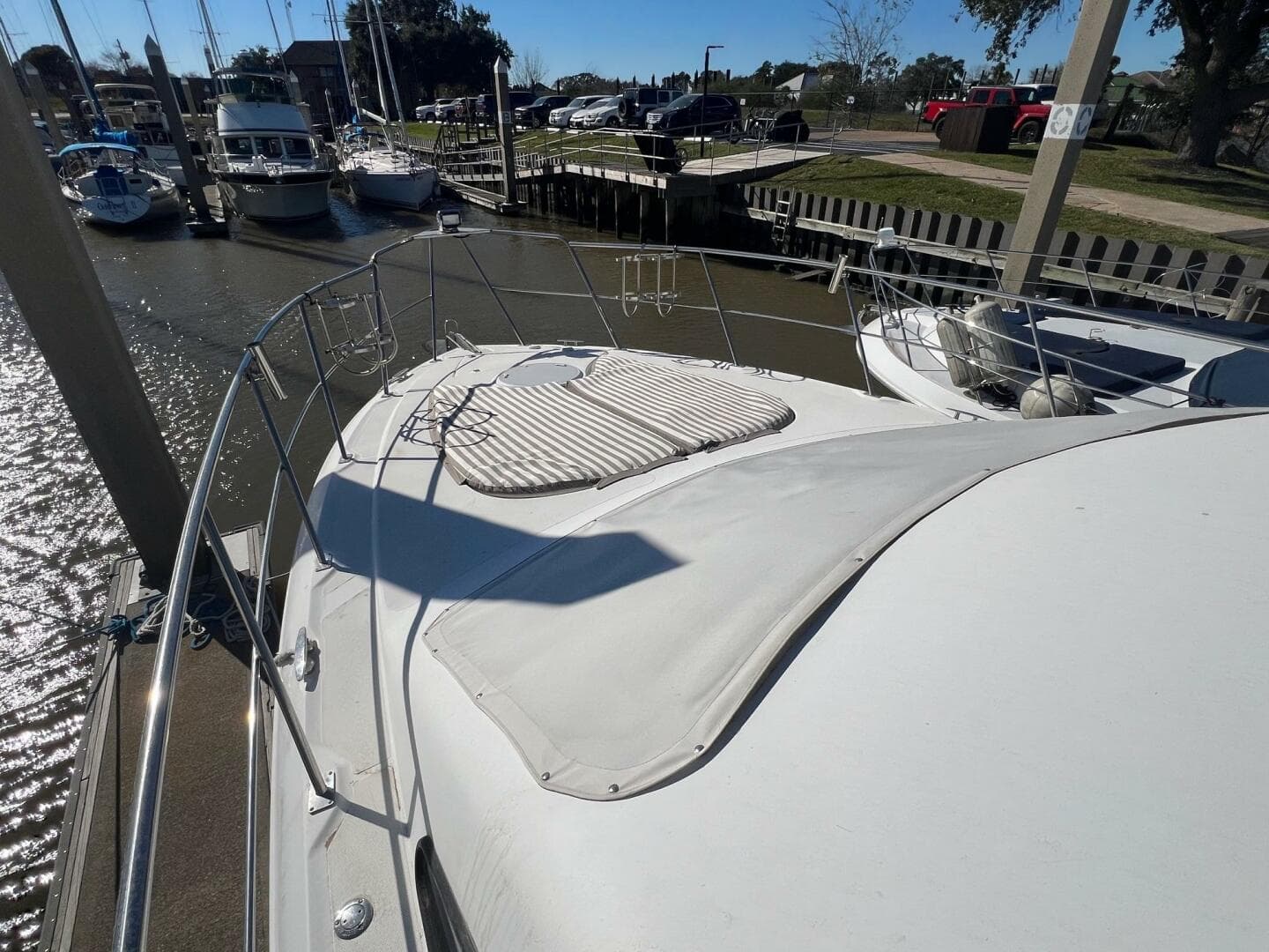 2011 Cruisers Yachts 415 — photo 9