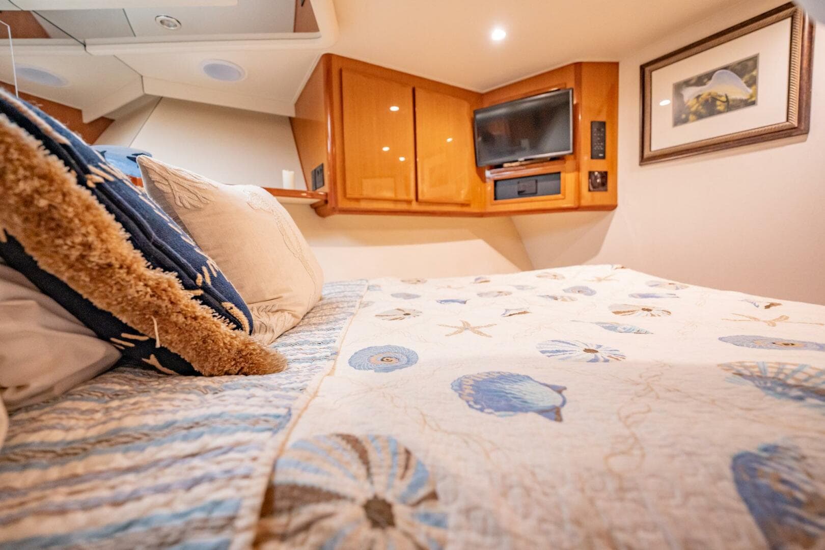 2000 Viking 60 Cockpit Sport Yacht — photo 23