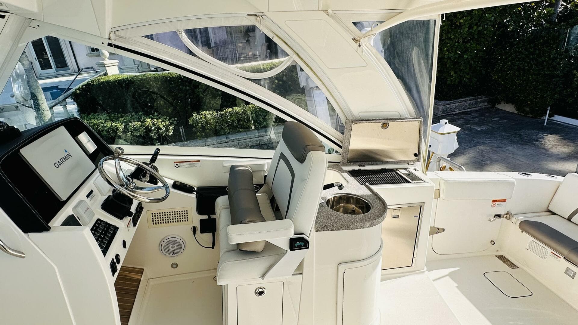 2019 World Cat 320 DC — photo 5