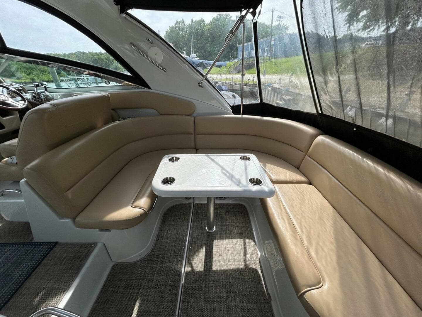 2015 Crownline 350 Sy — photo 24