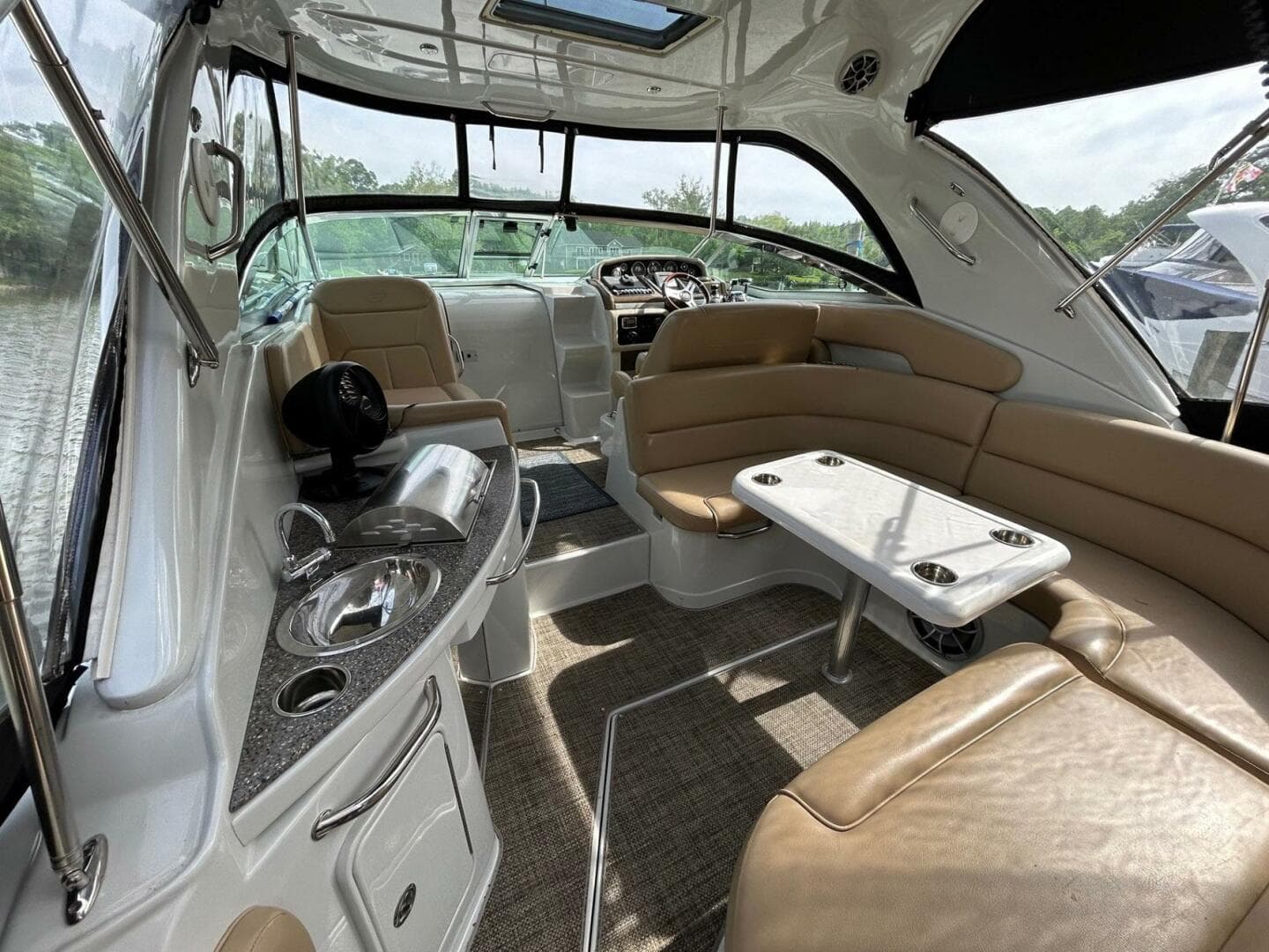 2015 Crownline 350 Sy — photo 22