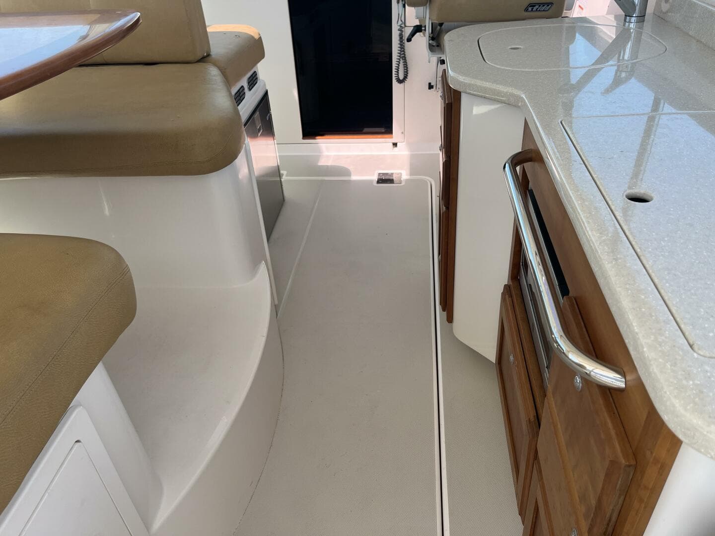 2013 Back Cove 34 — photo 9