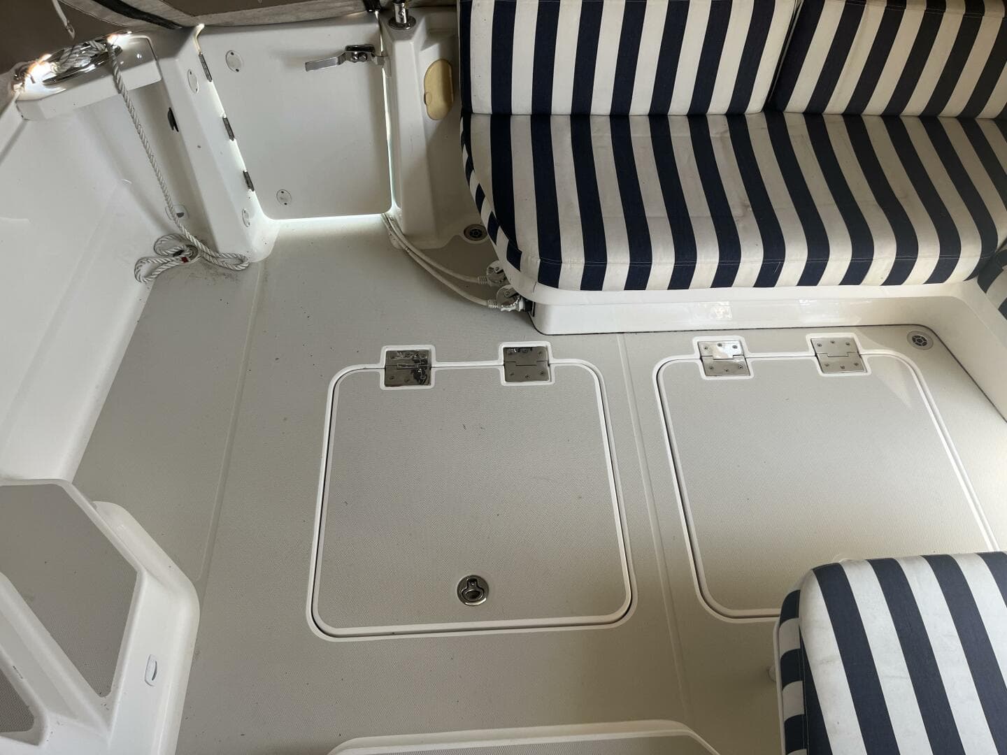 2013 Back Cove 34 — photo 37