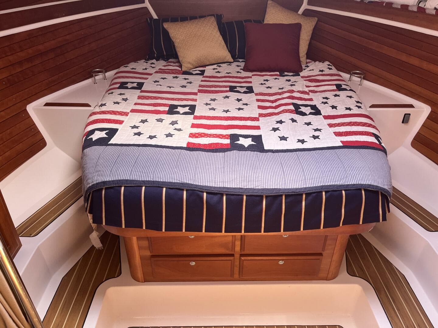 2013 Back Cove 34 — photo 20