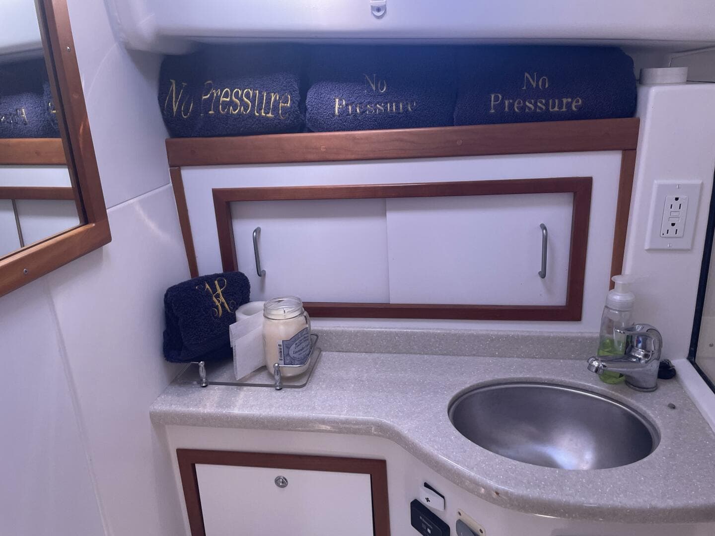 2013 Back Cove 34 — photo 25