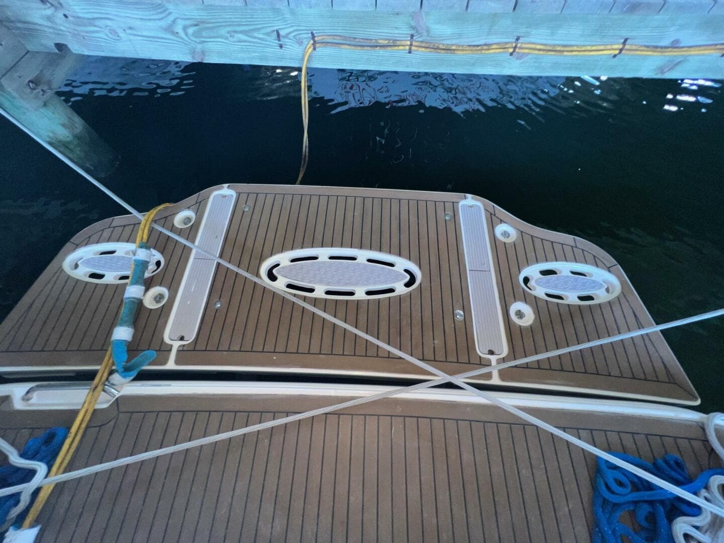 2008 Sea Ray 330 Sundancer — photo 10