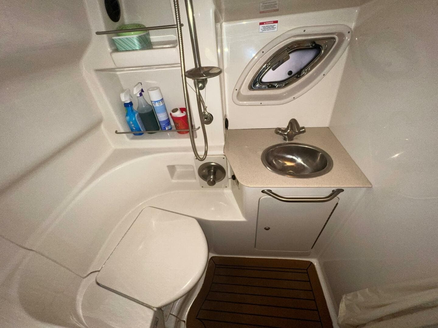 2008 Sea Ray 330 Sundancer — photo 43