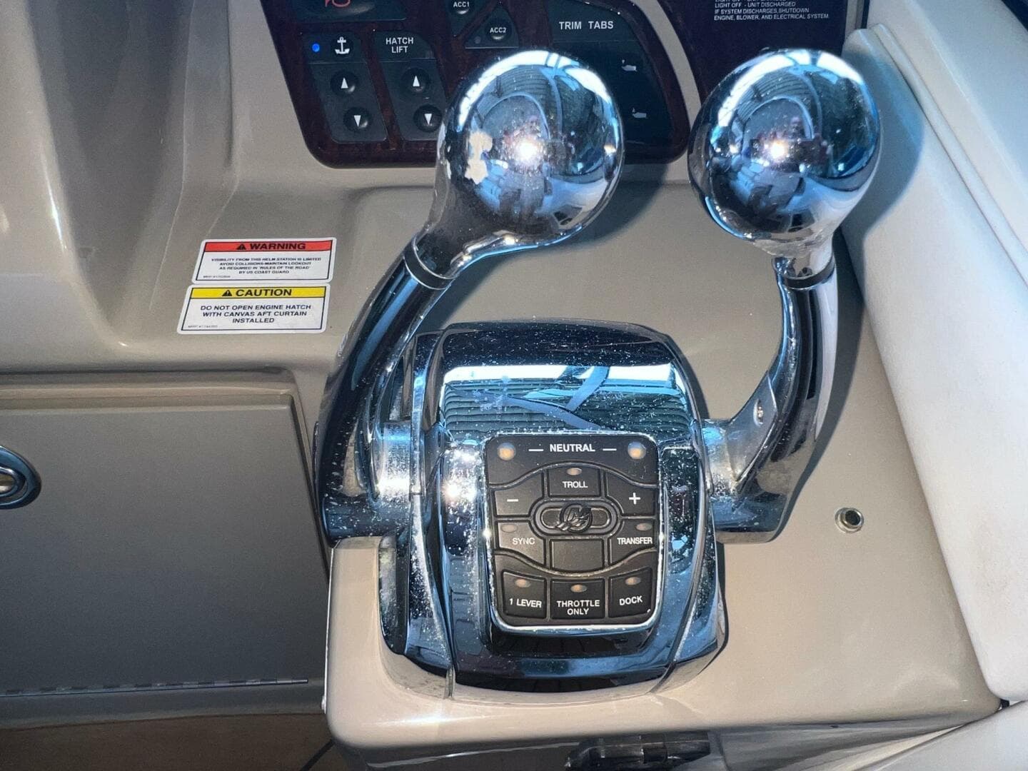 2008 Sea Ray 330 Sundancer — photo 26