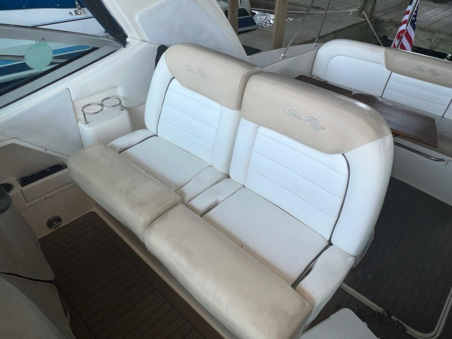 2008 Sea Ray 330 Sundancer — photo 19