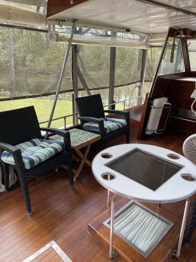 1962 Matthews 42 Double Cabin — photo 15