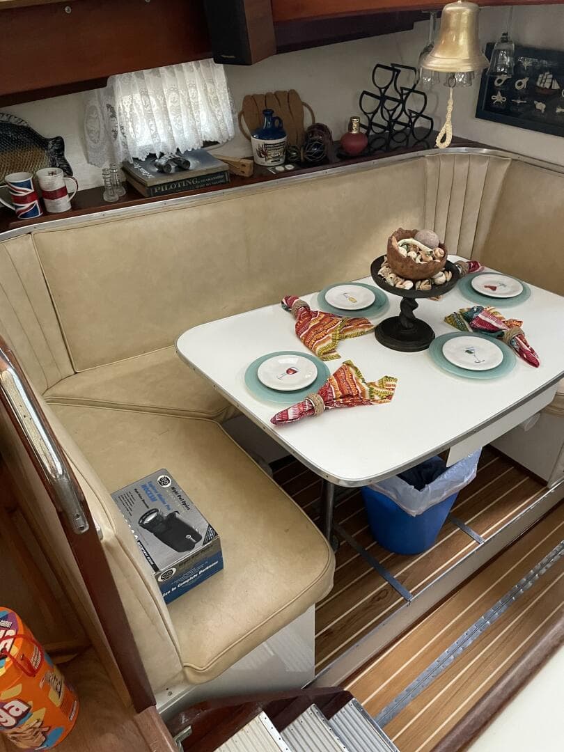 1962 Matthews 42 Double Cabin — photo 37