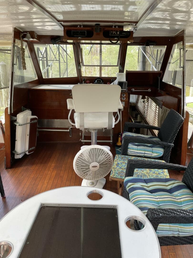 1962 Matthews 42 Double Cabin — photo 16