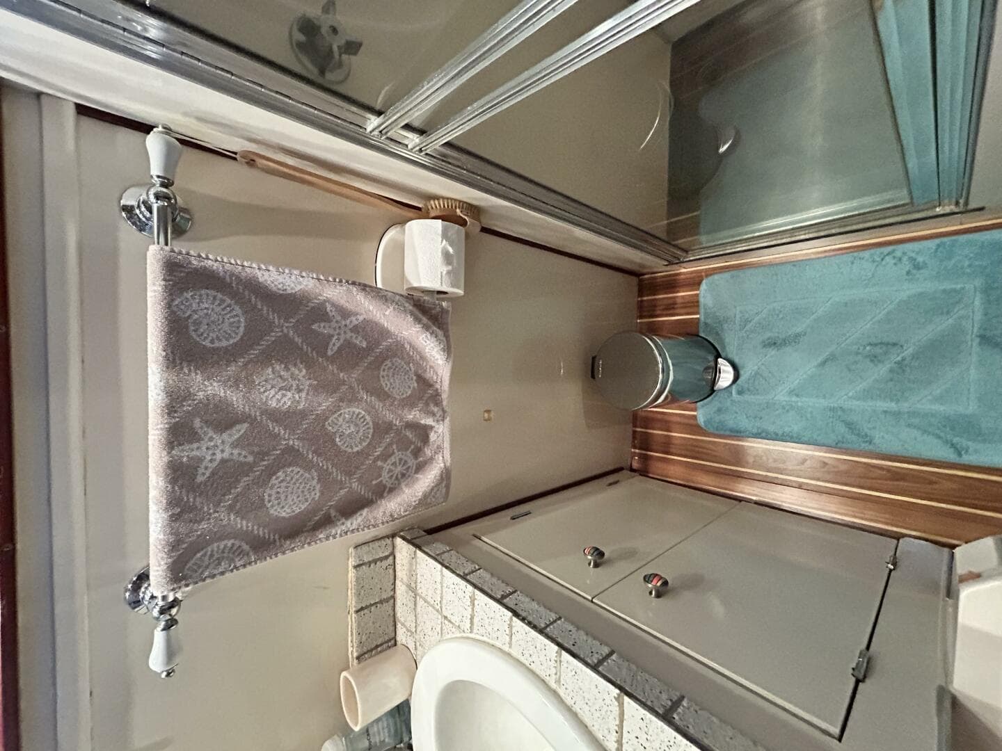 1962 Matthews 42 Double Cabin — photo 57