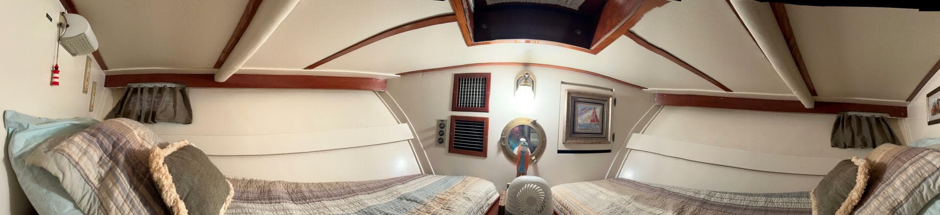 1962 Matthews 42 Double Cabin — photo 42