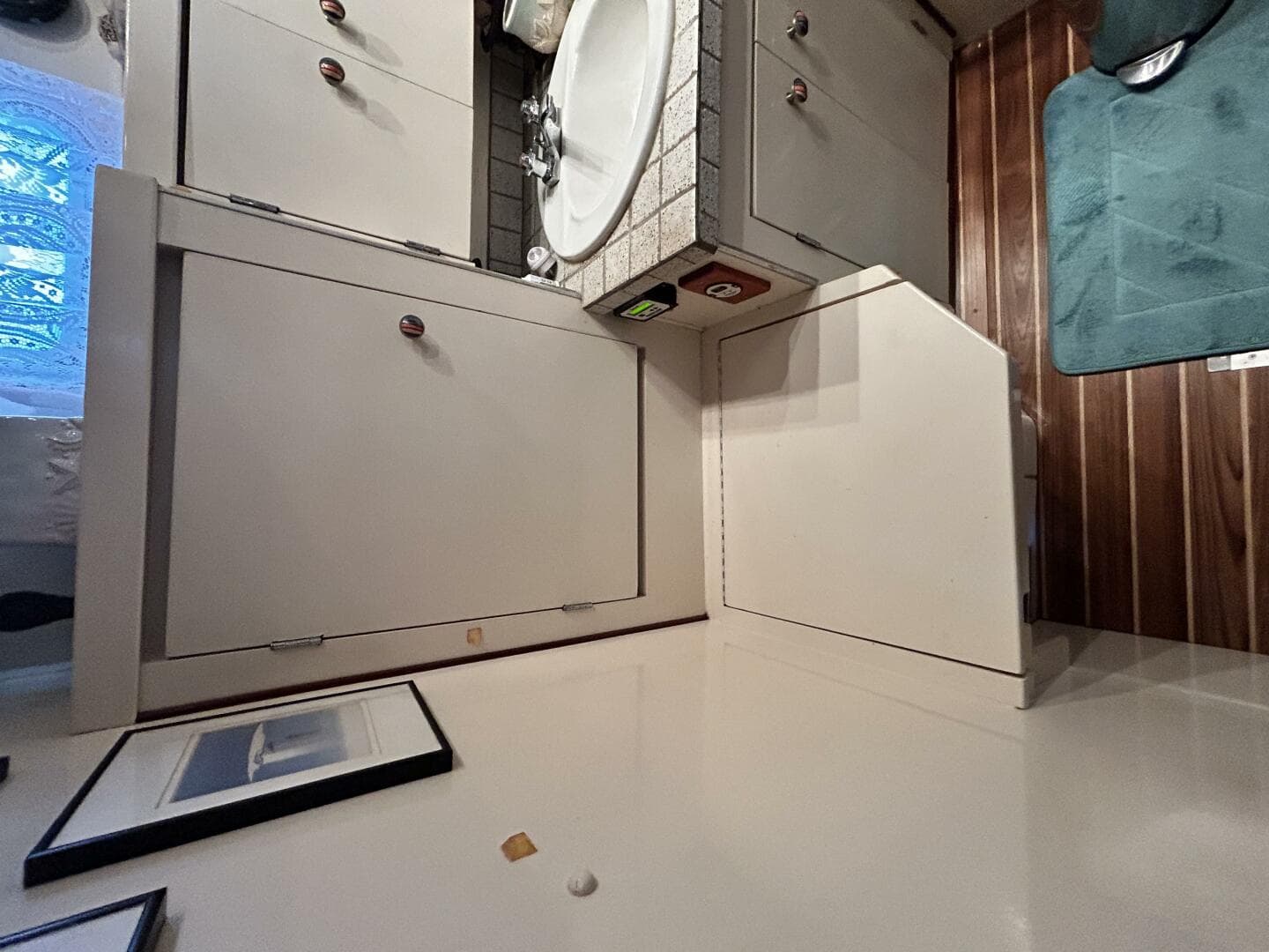 1962 Matthews 42 Double Cabin — photo 55