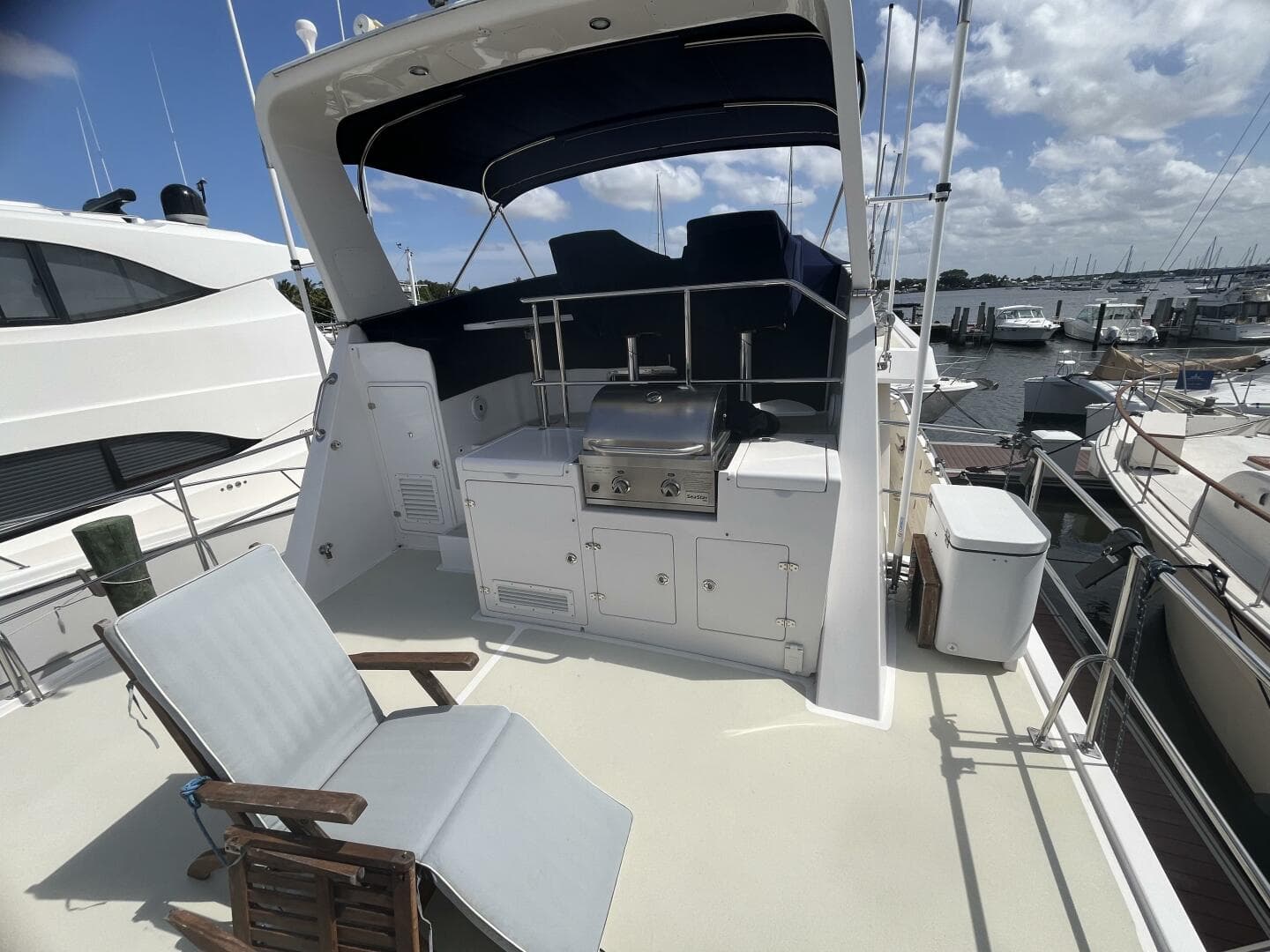 2019 Kadey-Krogen 52 — photo 12