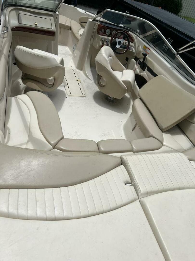 2005 Glastron GX 235 — photo 6