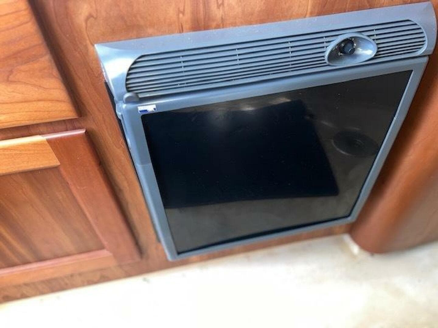 2006 Rampage 30 Walkaround — photo 16