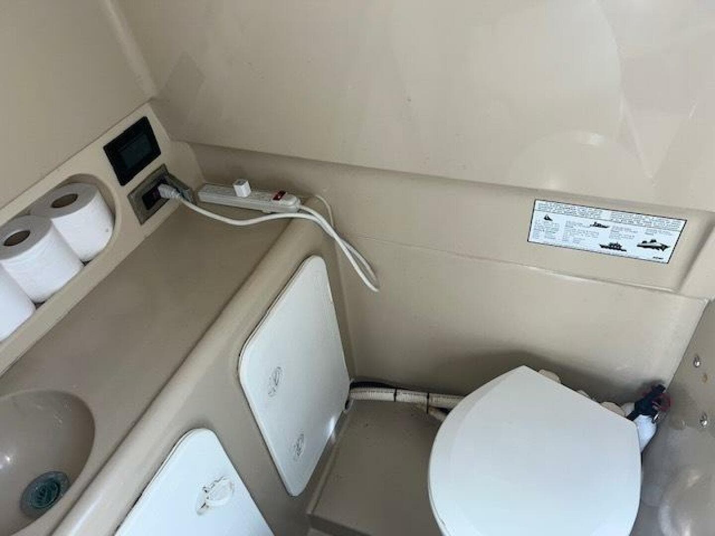 2006 Rampage 30 Walkaround — photo 13