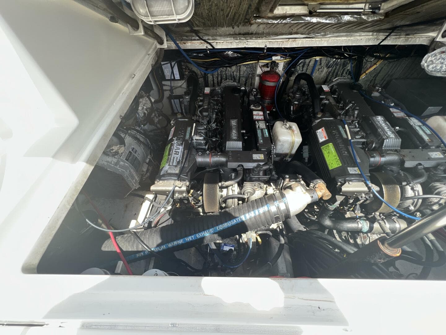 2006 Rampage 30 Walkaround — photo 19