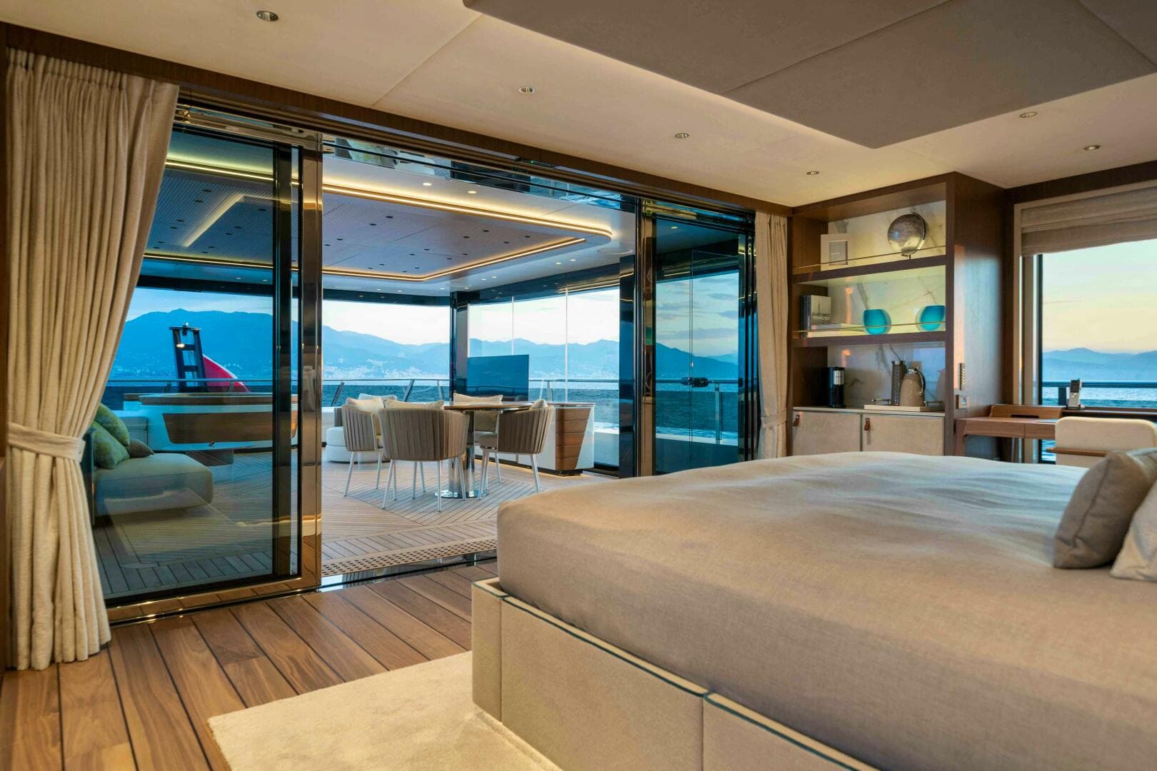 2024 Mengi Yay — photo 40