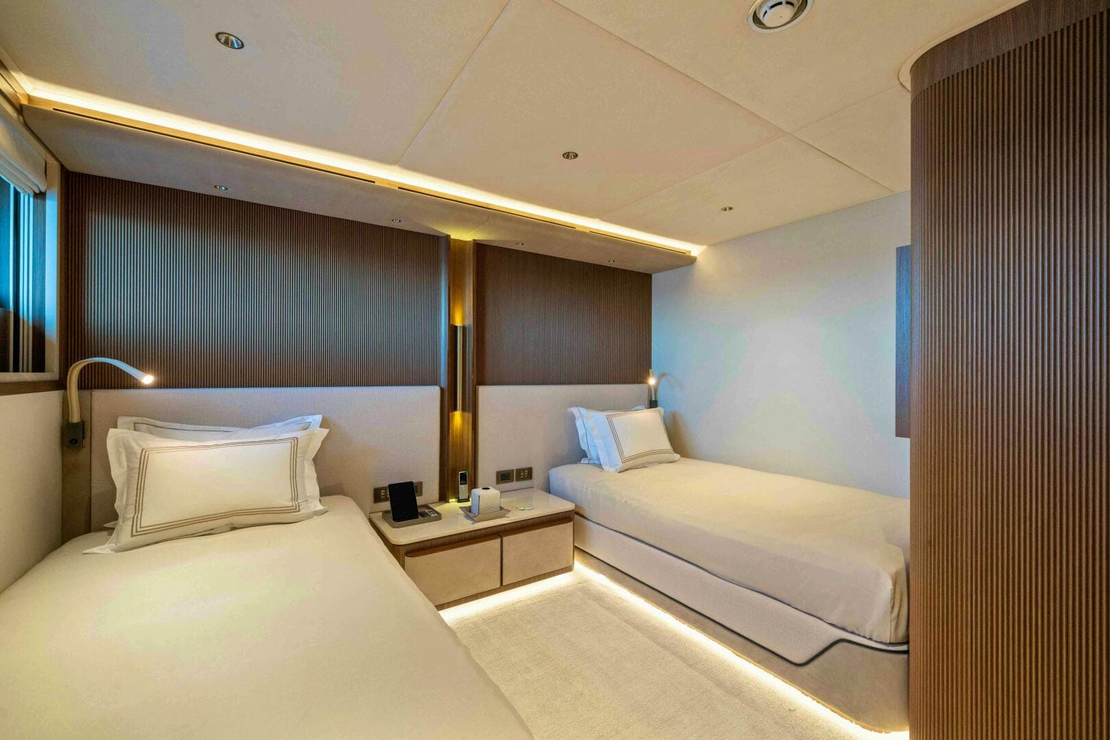 2024 Mengi Yay — photo 51