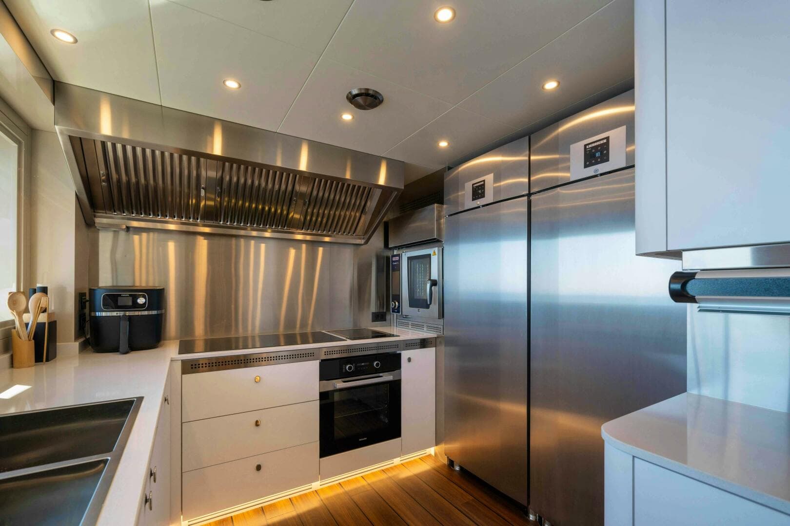 2024 Mengi Yay — photo 59