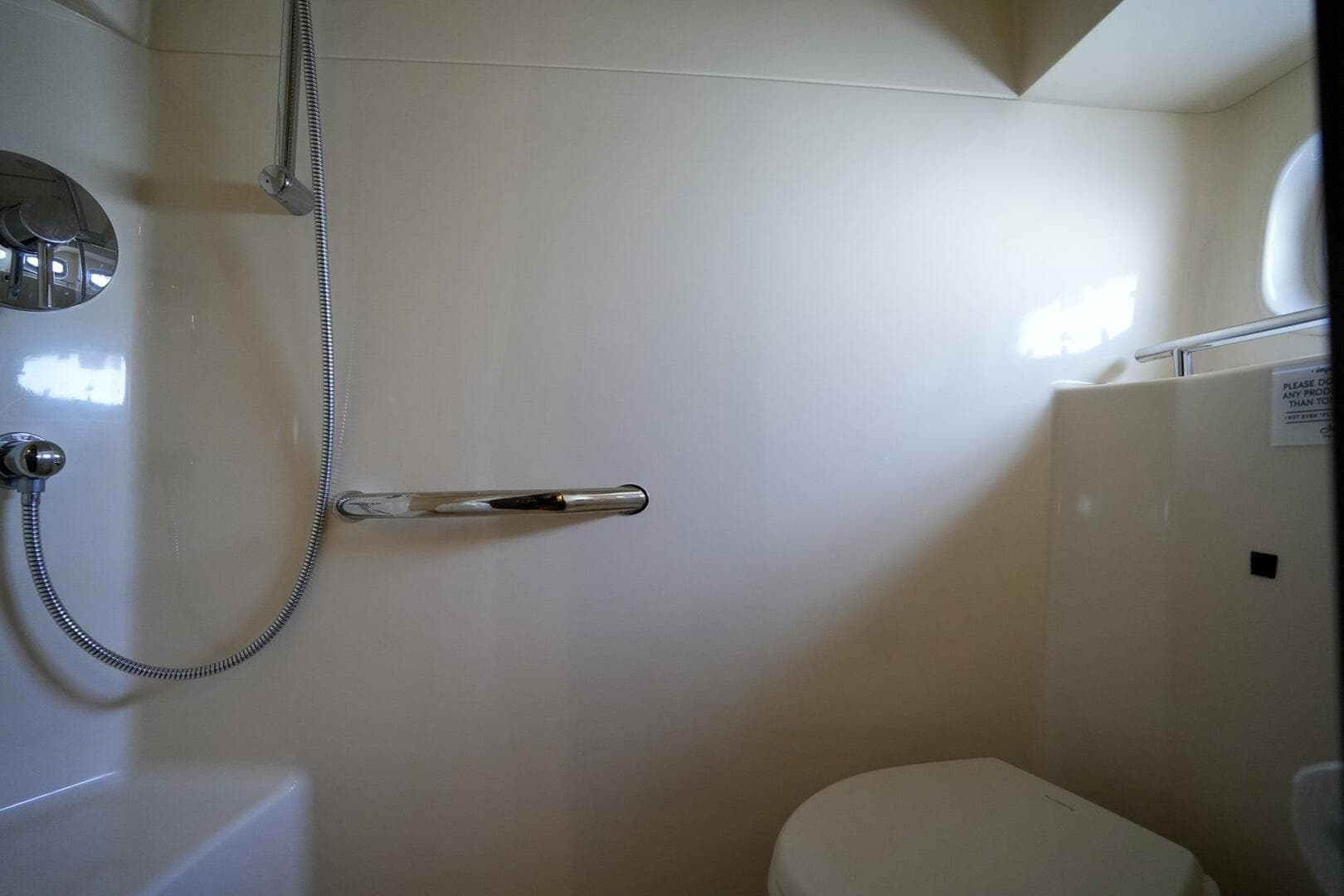 2010 Sea Ray 500 Sundancer — photo 28