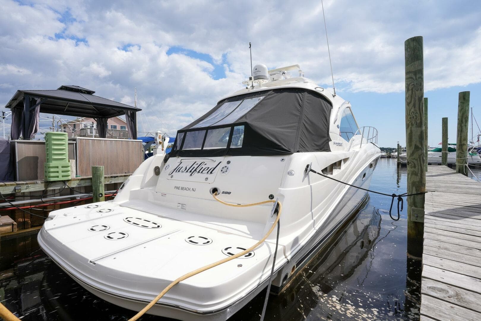 2010 Sea Ray 500 Sundancer — photo 4
