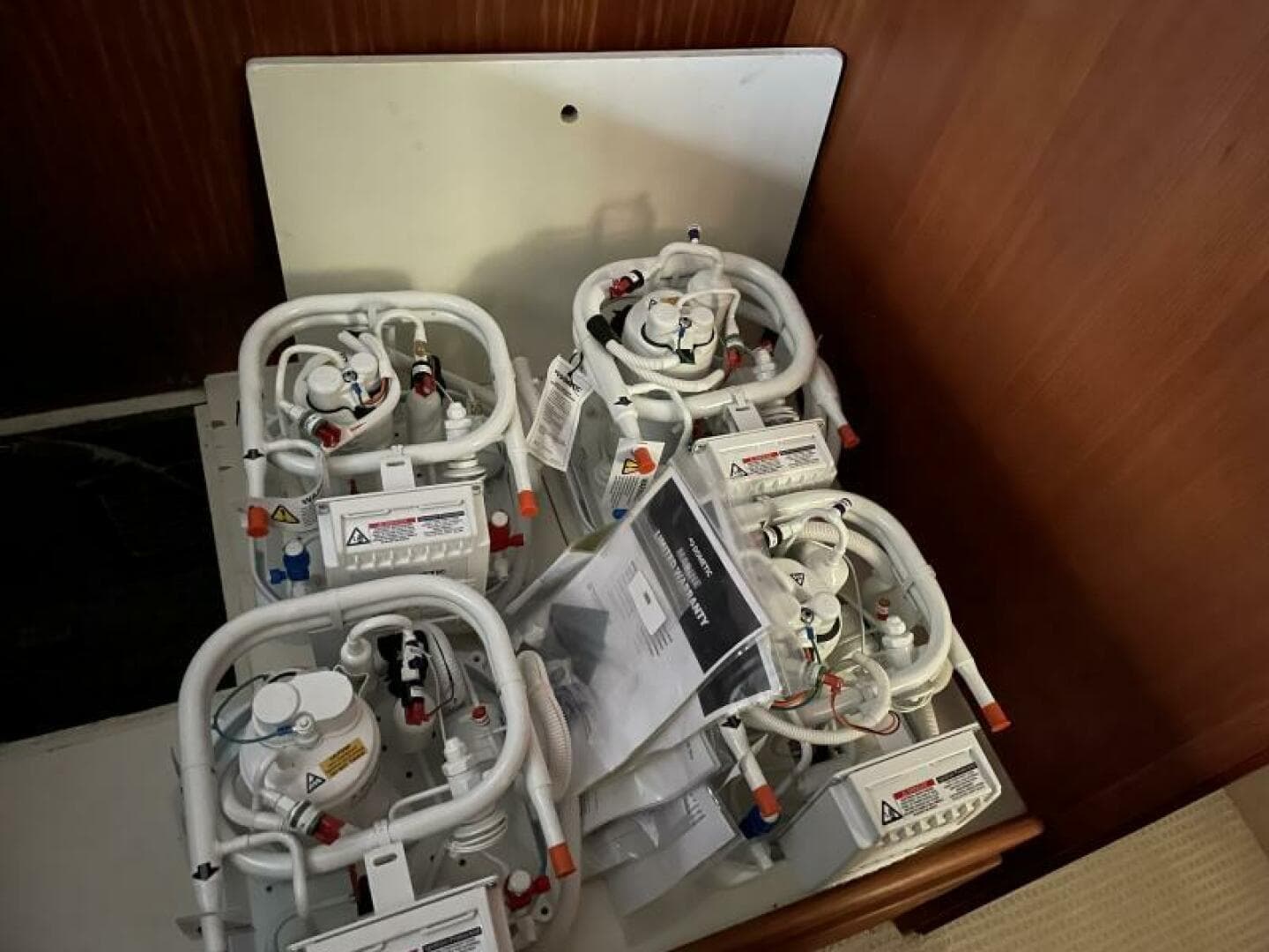 1981 Hatteras Motor Yacht — photo 14