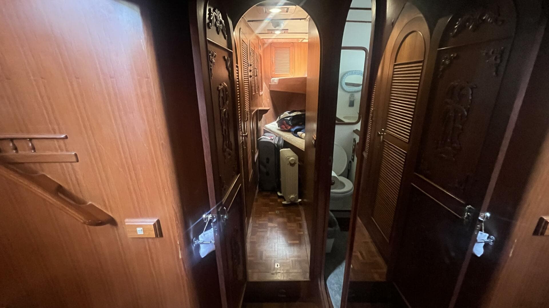 1986 Marine Trader Med Yacht 62 Yachtfish — photo 95